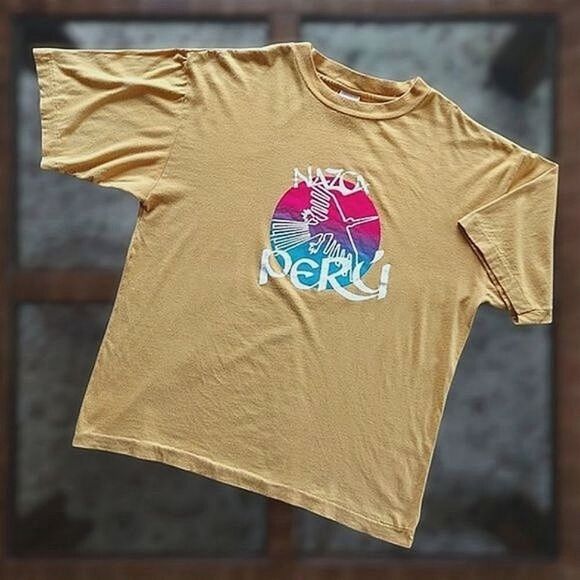 Vtg bumblebee yellow Nazca Peru graphic t-shirt - Picture 1 of 11